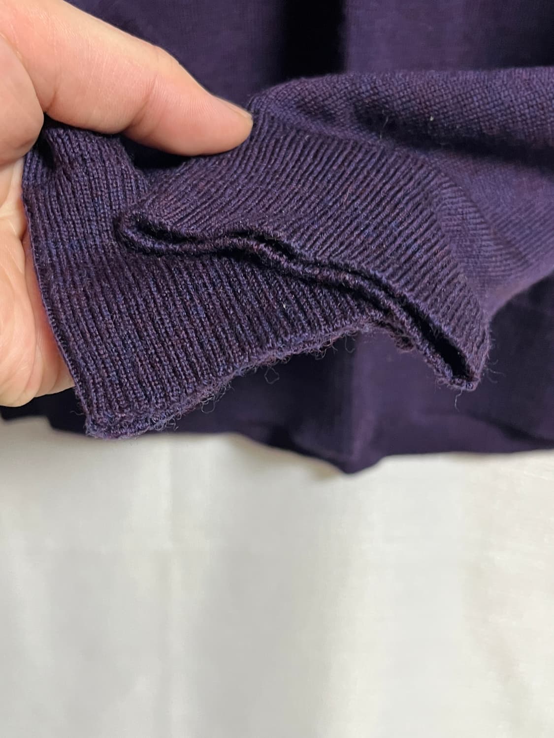 새상품 공용 캘빈클라인 메리노울 브이넥니트 M 상품이미지2