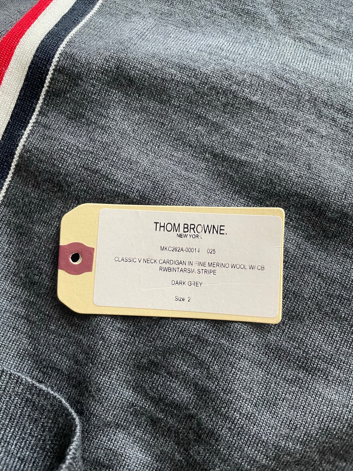 [S급] 톰브라운 백삼선 메리노울 가디건 상품이미지6