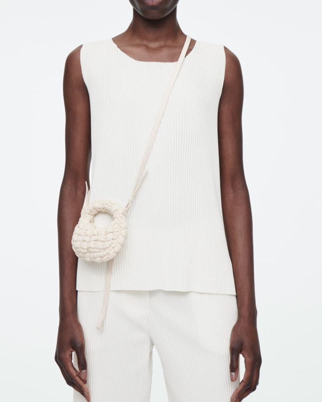 COS 코스 퀄티드 나노 크로스바디백 상품이미지1