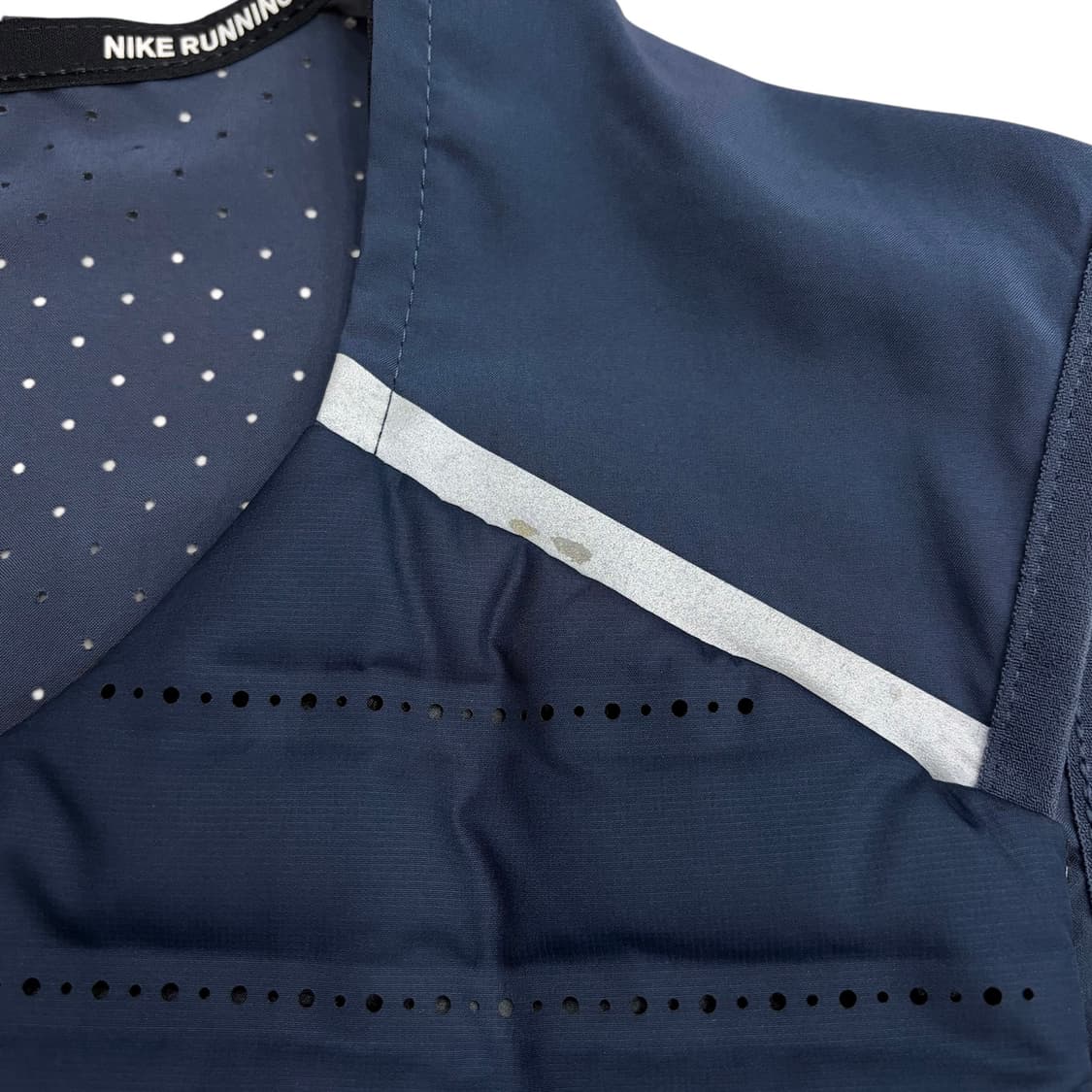 나이키 에어로로프트 러닝 베스트 L / 런닝 경량 패딩 조끼 100 상품이미지3