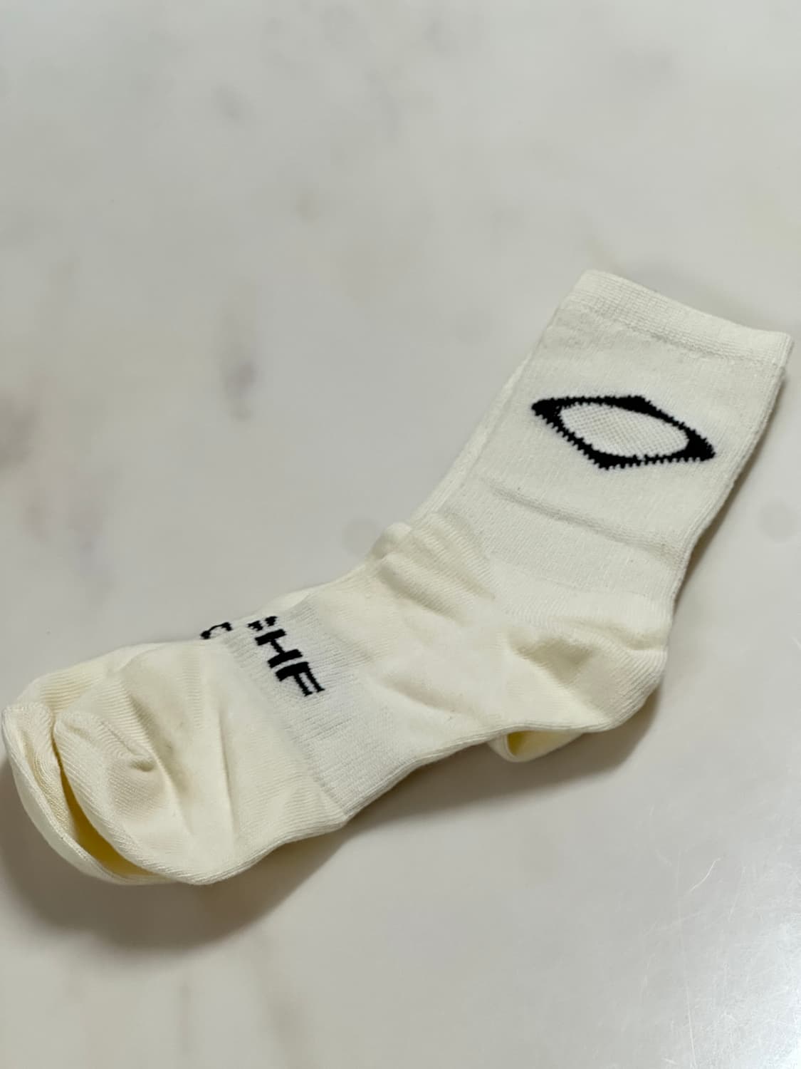 미스치프 아이보리 미들 삭스 양말 상품이미지1