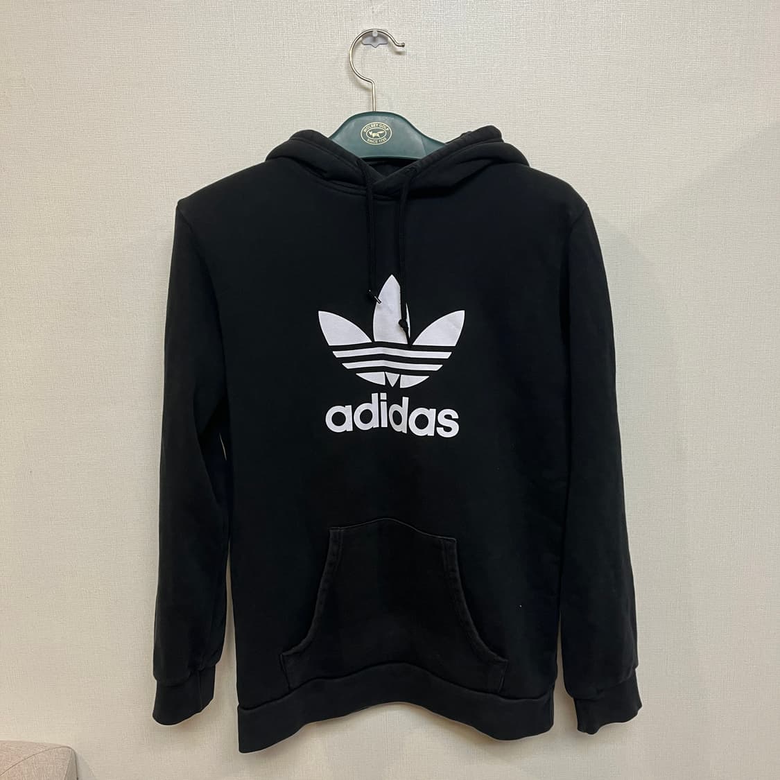 (M) 아디다스 오리지널 트레포일 빅로고 후드티셔츠 블랙 상품이미지1
