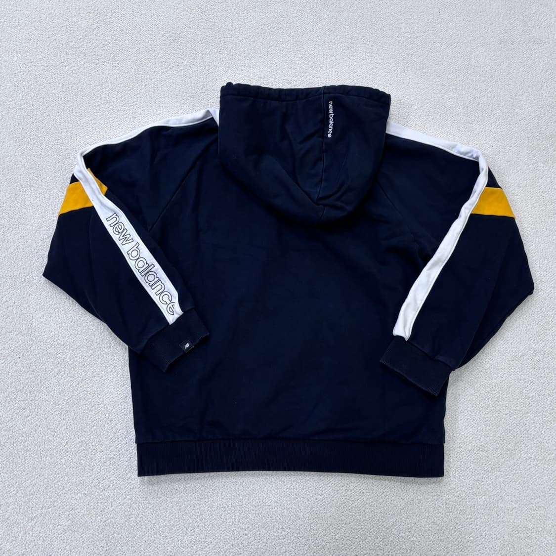 L 뉴발란스 스몰로고 후드 티셔츠 0312E 상품이미지2