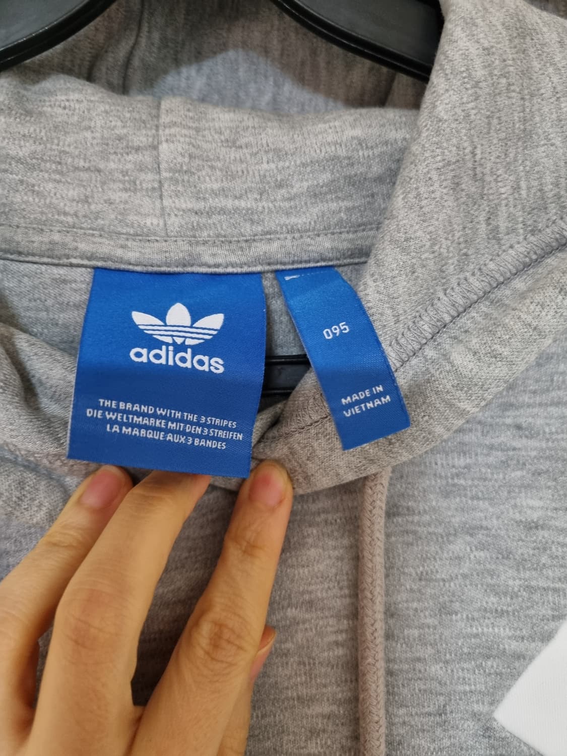 아디다스 후드티 상품이미지3