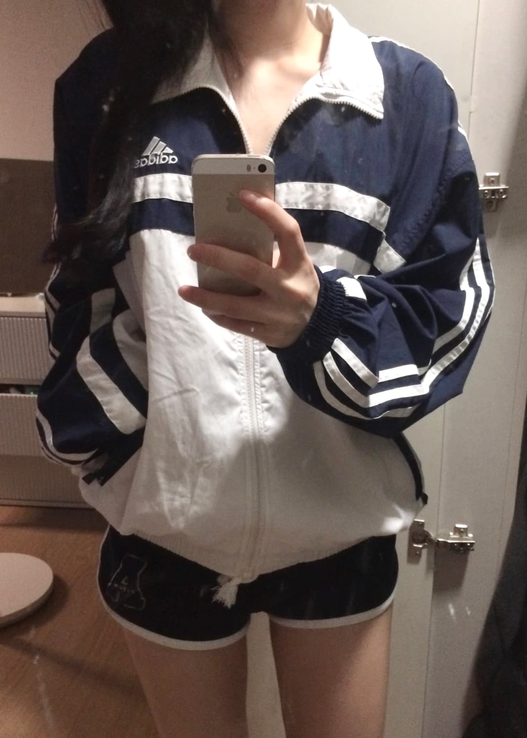 아디다스 올드스쿨 바람막이 삼선 배색 네이비 화이트  상품이미지3