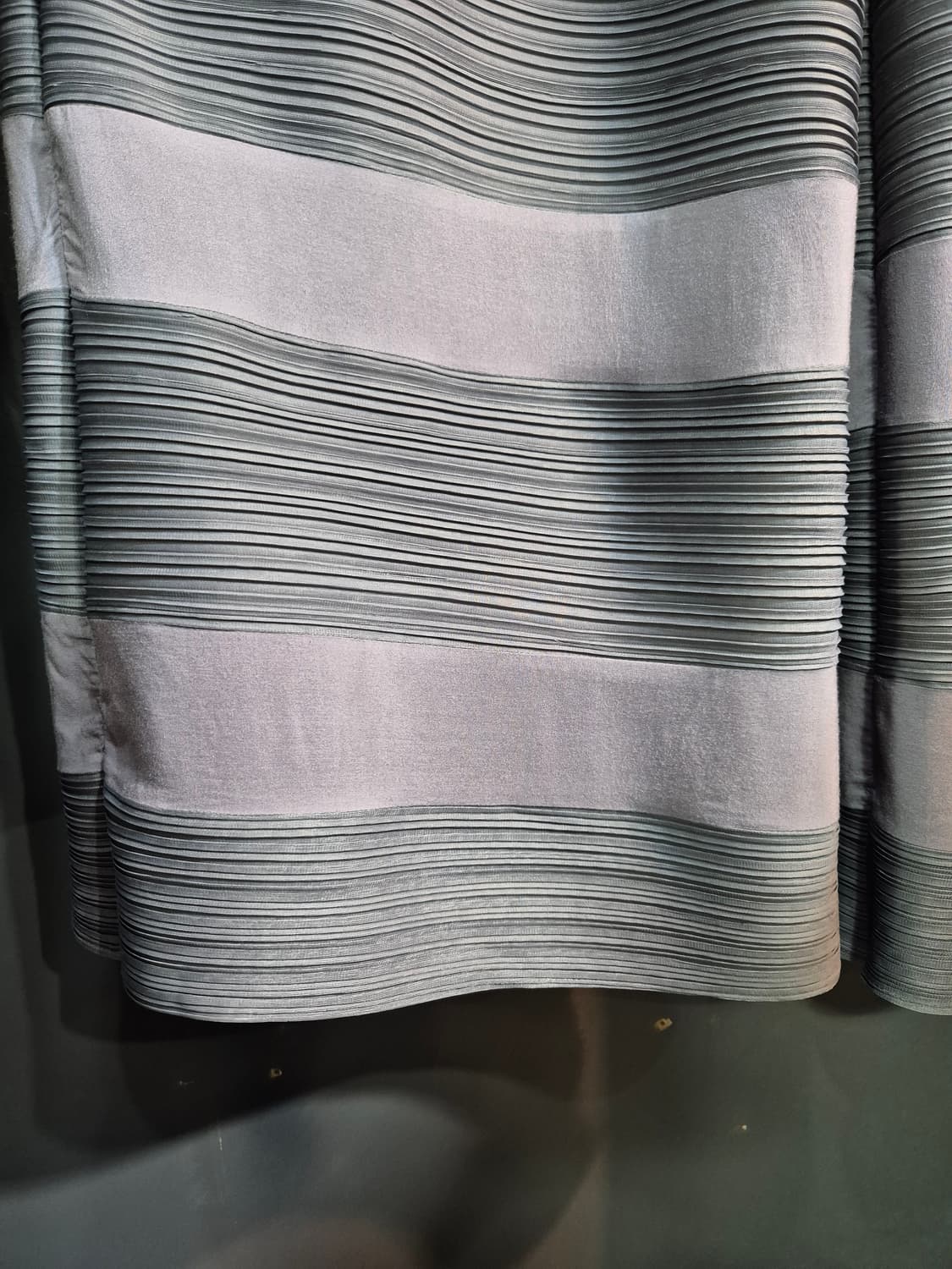 플리츠 와이드 팬츠 그레이 77 88 99 상품이미지7