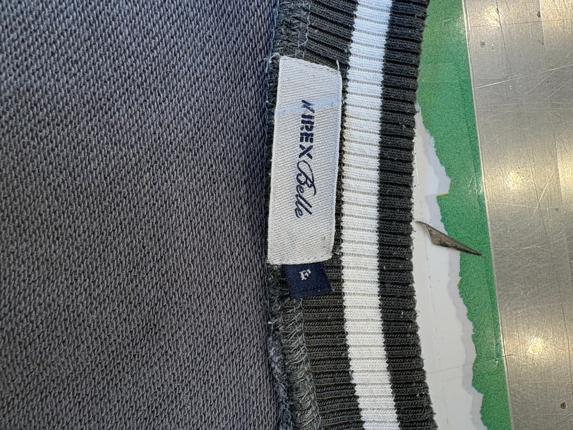 아비렉스 벨 바시티 가디건 상품이미지3