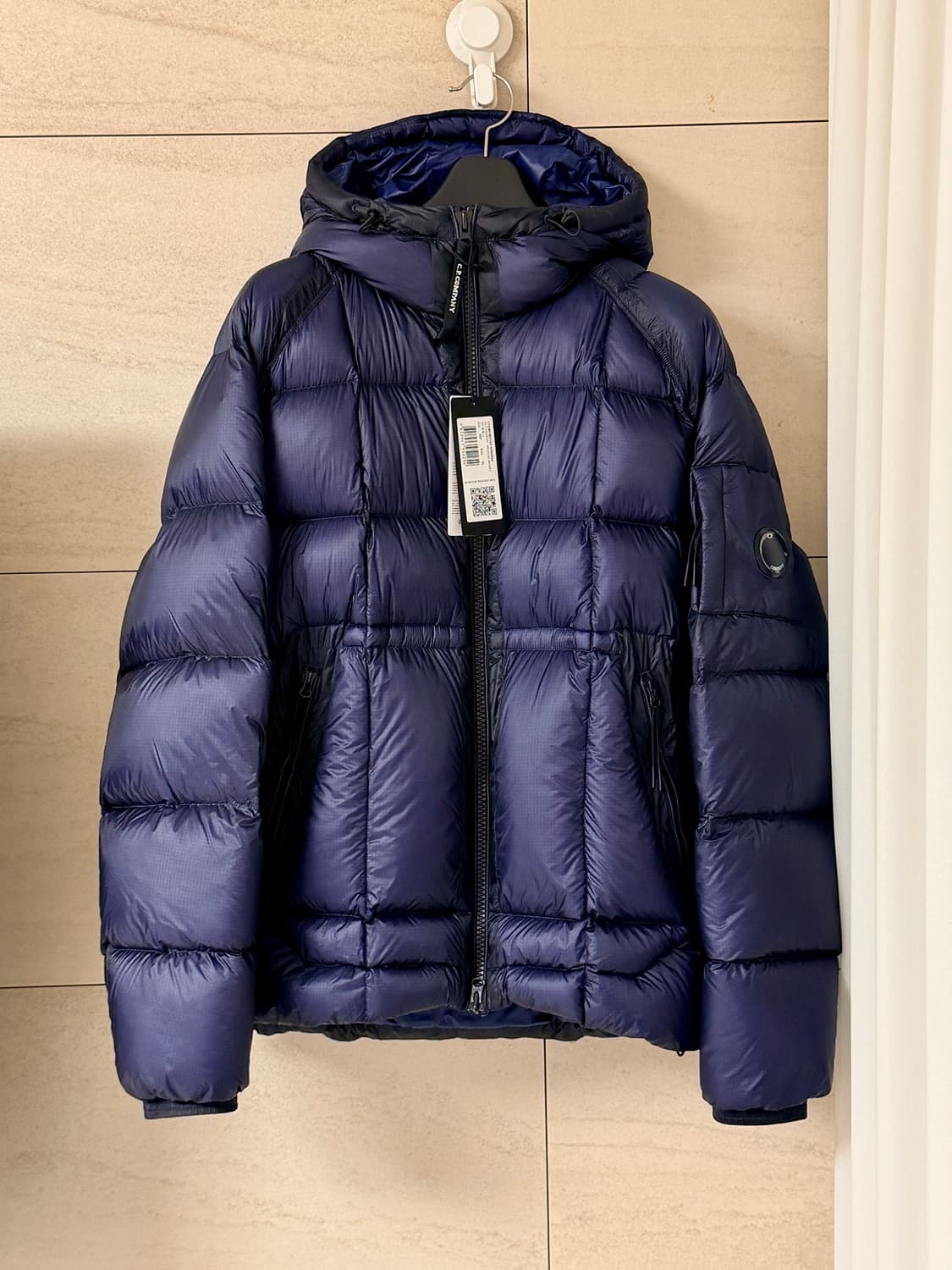 CP컴퍼니 / DD쉘 패딩 에스테이트 블루 / XL 상품이미지1