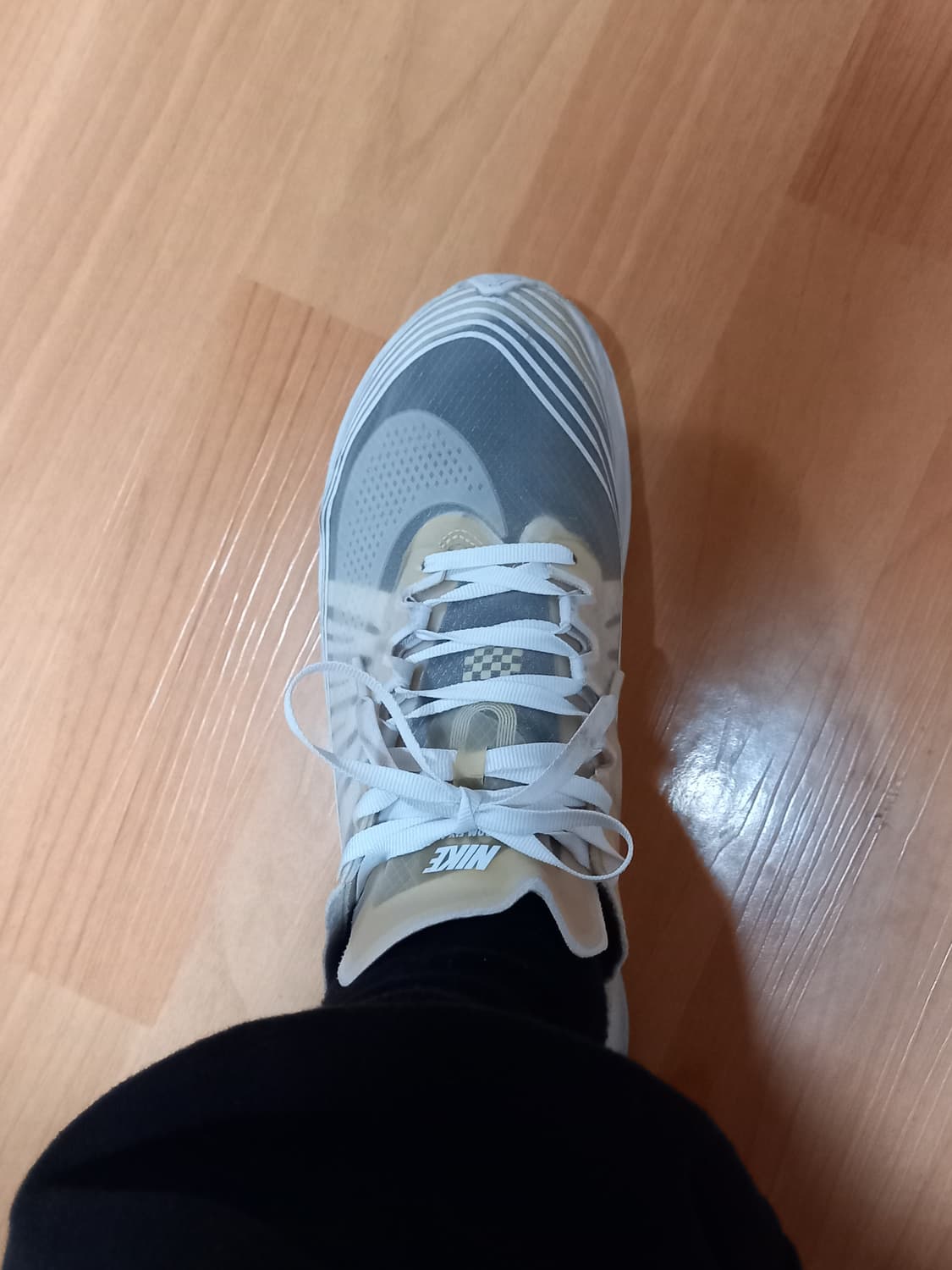 나이키 줌플라이 270 상품이미지4