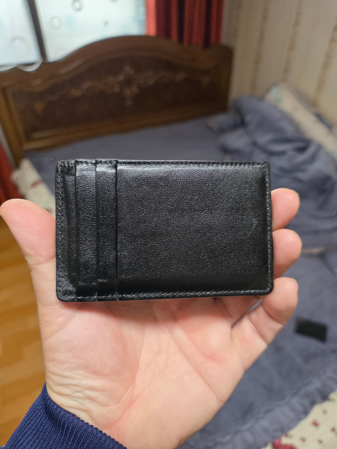 (정품) 발렌티노 가라바니 V로고 카드지갑/남녀공용/검정/개인/팝니다. 상품이미지3