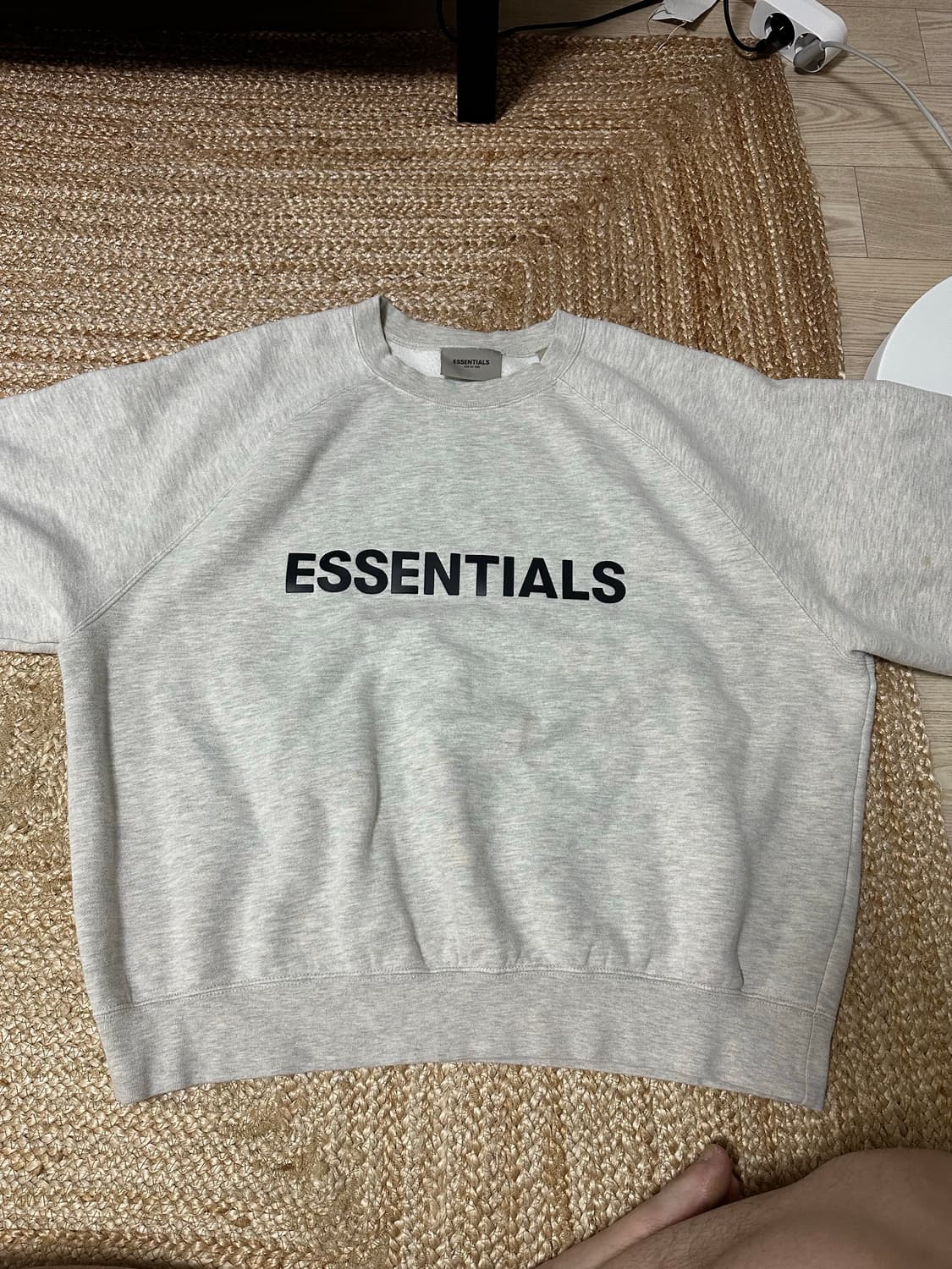 Essential 피어오브갓 맨투맨 L 판매 상품이미지1