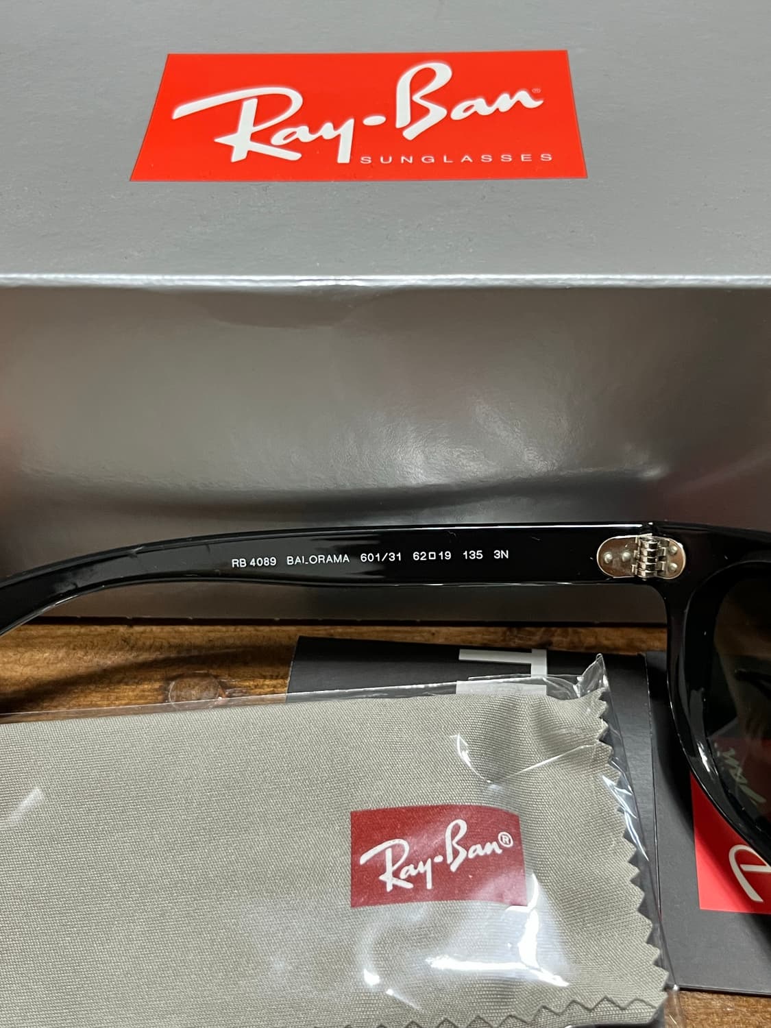 레이벤 발로라마 RB4089 팝니다 상품이미지6