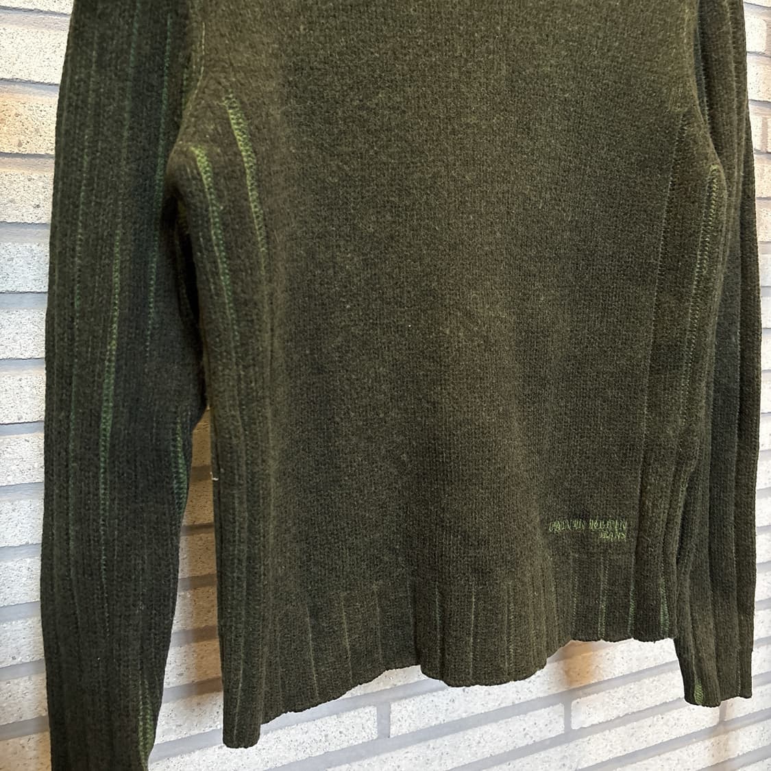 Calvin Klein 양면패턴 울니트 로고자수 골지 배색 디테일 그린 상품이미지5