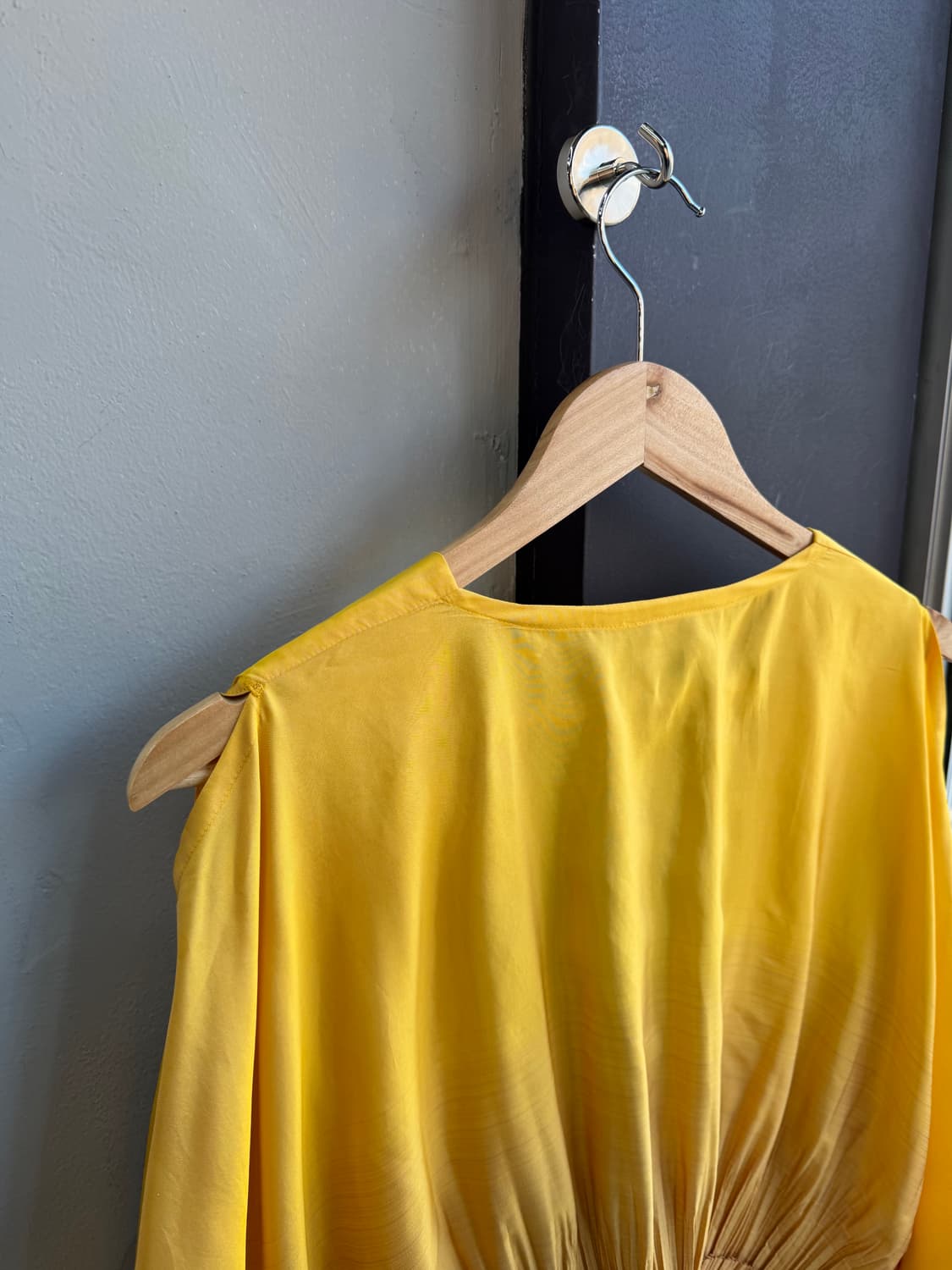 F/ 이세이미야케 옐로우 플리츠 숄 가디건 상품이미지7