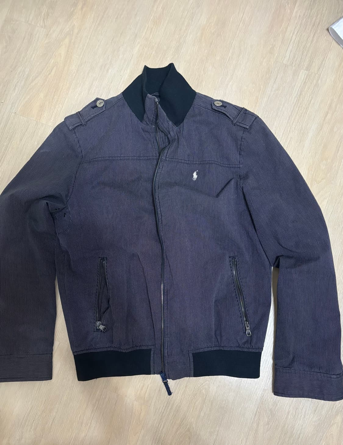 폴로 스트라이프자켓 판매합니다 상품이미지1
