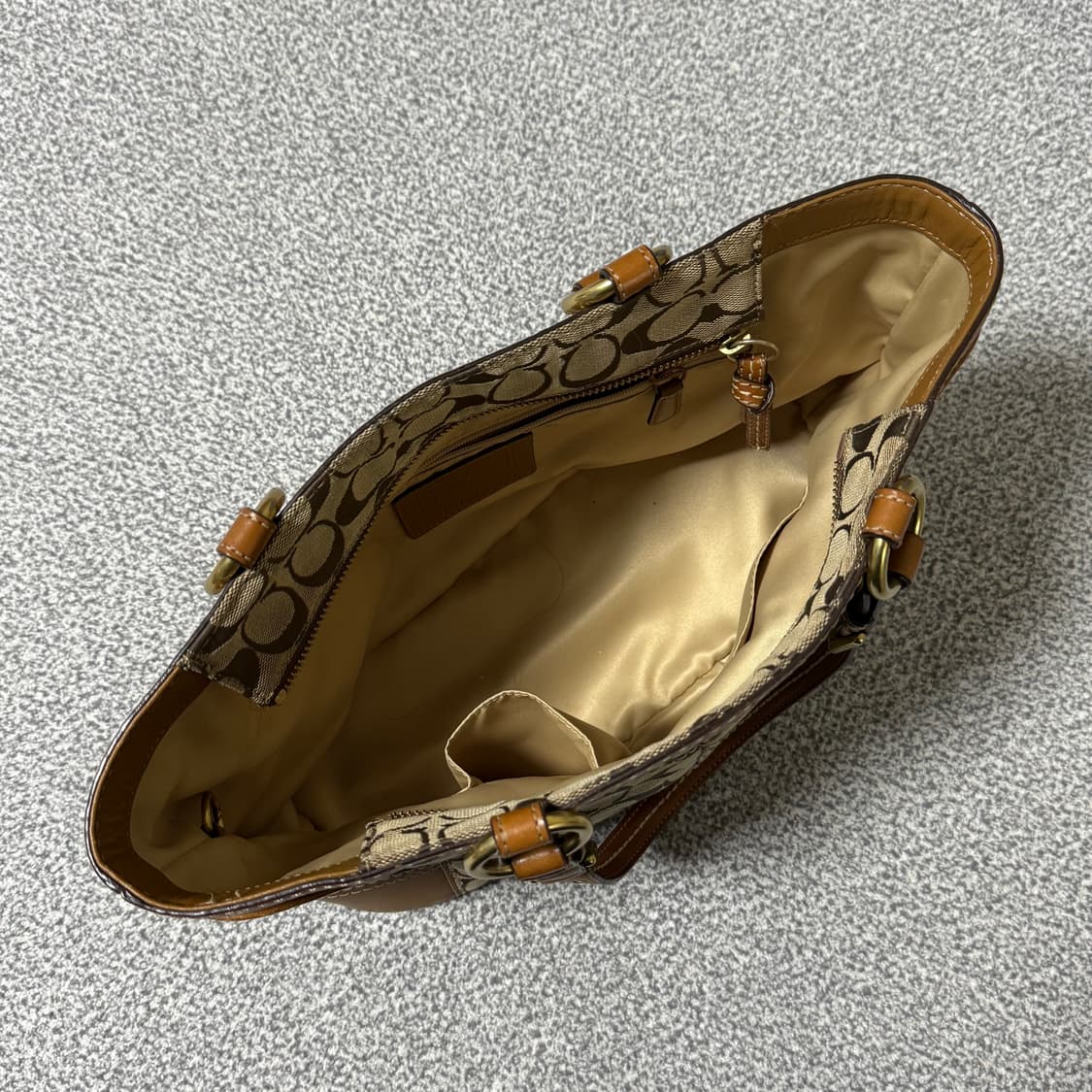 Coach 코치 시그니처 토트백 상품이미지8