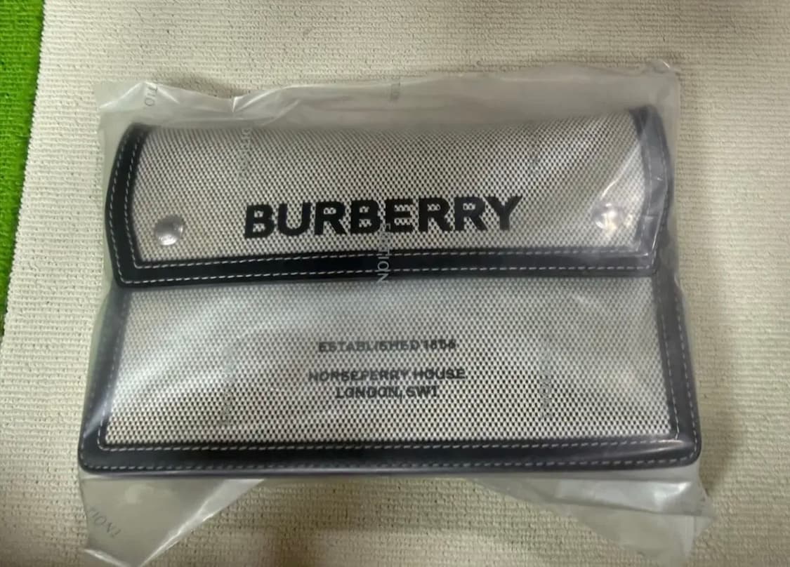 버버리 호스페리 크로스백 상품이미지1