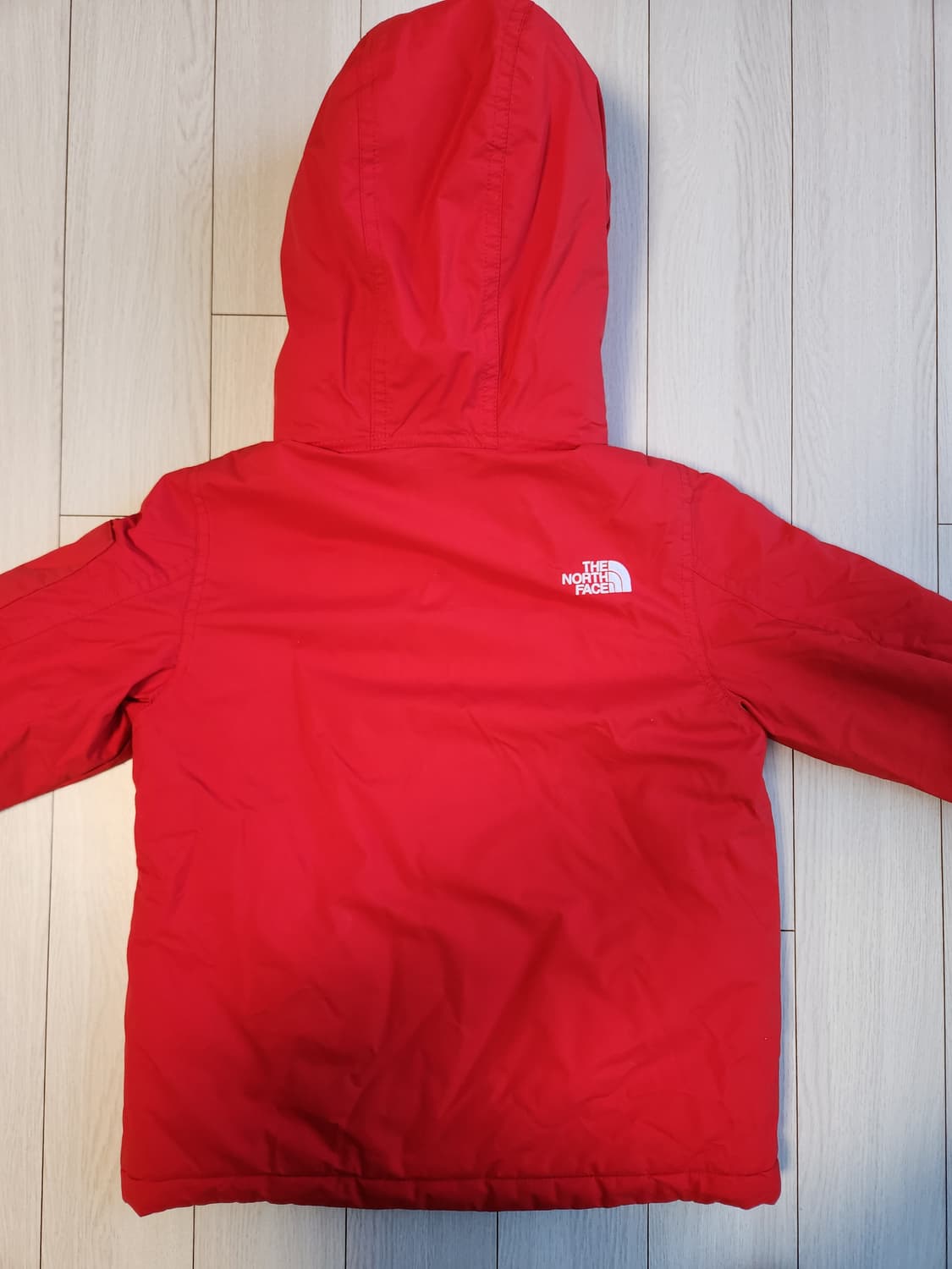 노스페이스 키즈 패딩 사이즈110

여러 중고사이트에도 같이 판매하고 있 상품이미지10