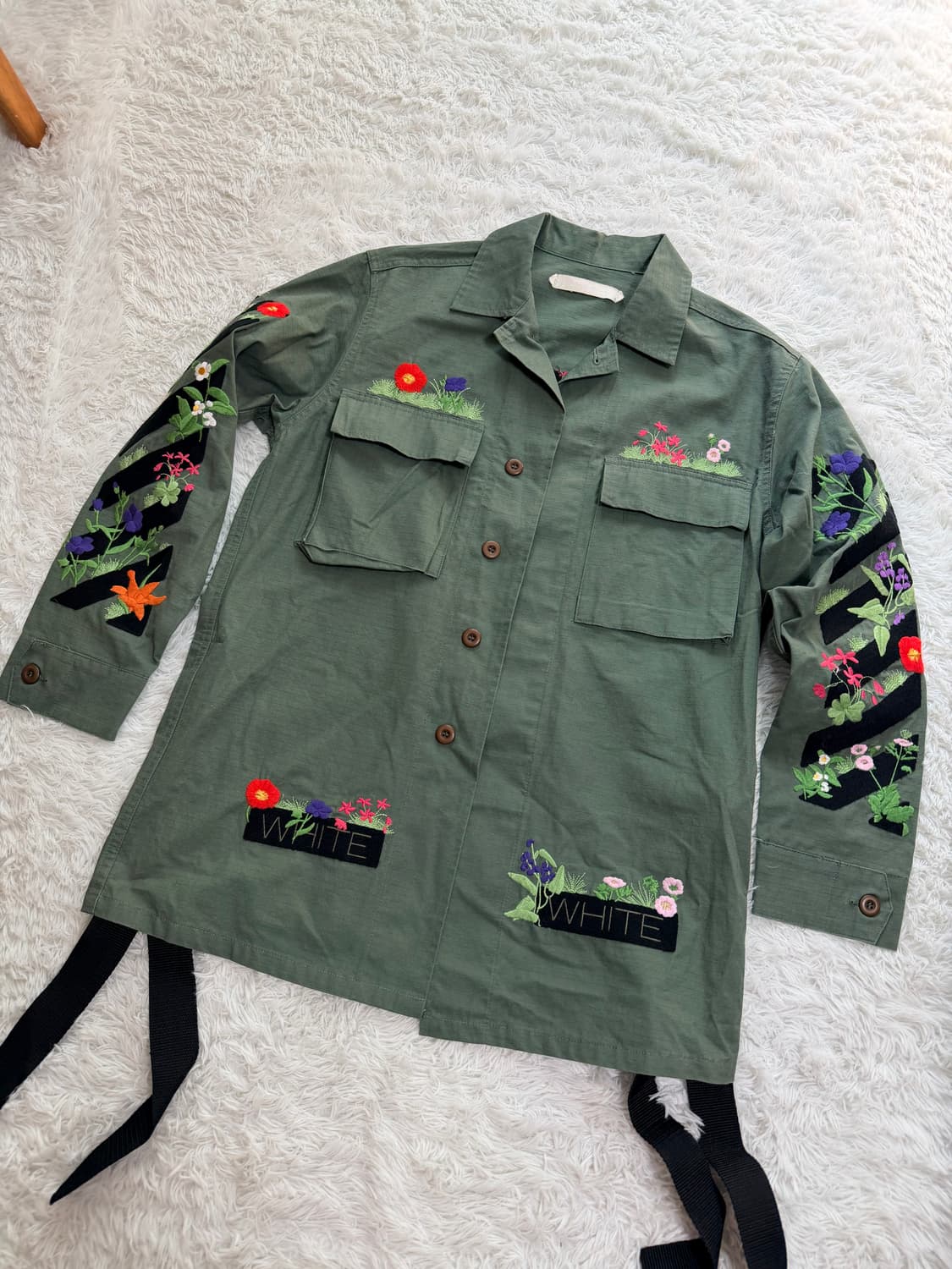 Off-White 카키 꽃무늬 야상 자켓 S 상품이미지2