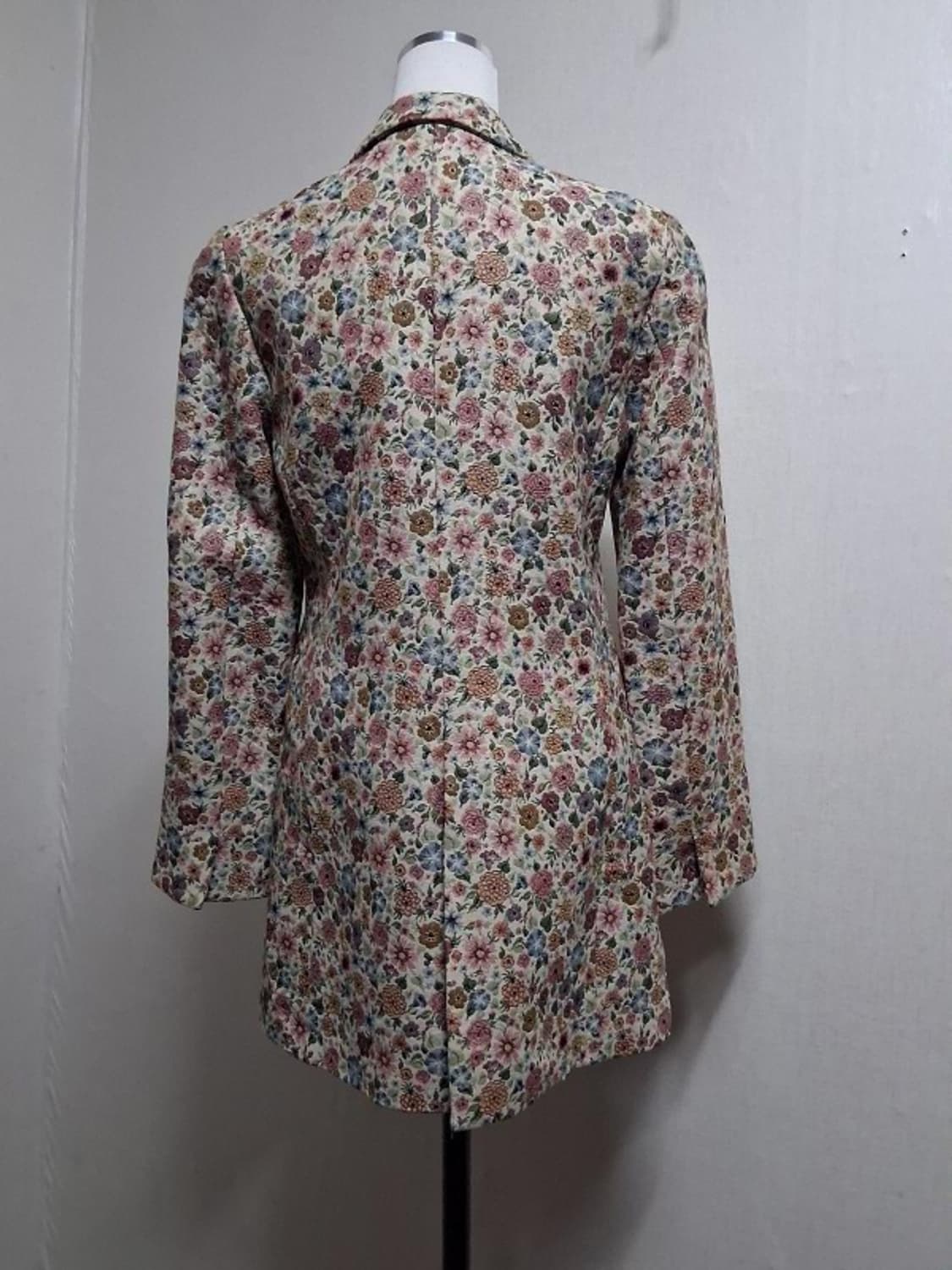 일본빈티지수입 꼼사이즘 COMME CA ISM 플라워 쟈카드하프쟈켓 66 상품이미지2