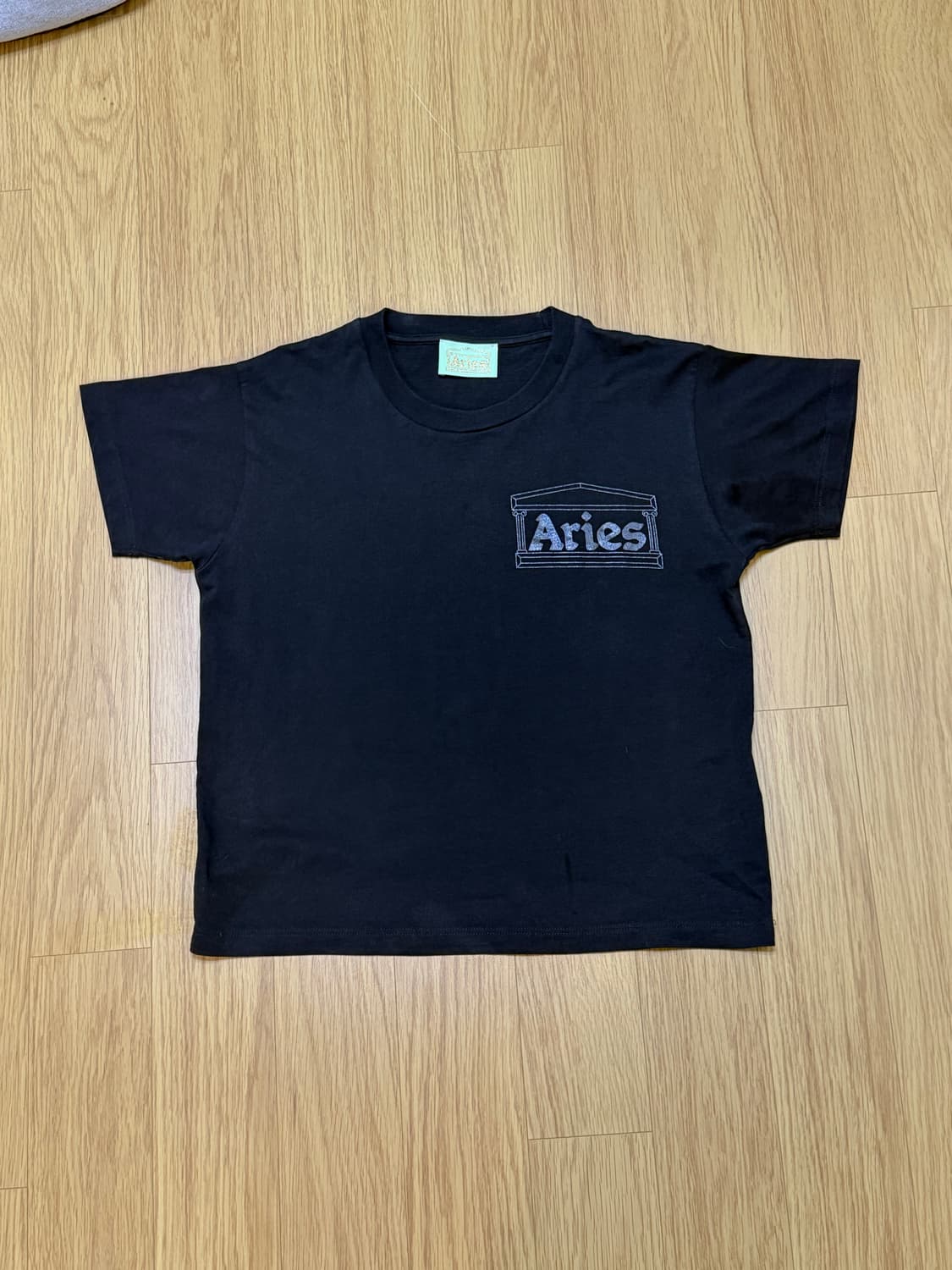 Aries 반팔 (우먼) 블랙 사이즈 2  상품이미지1