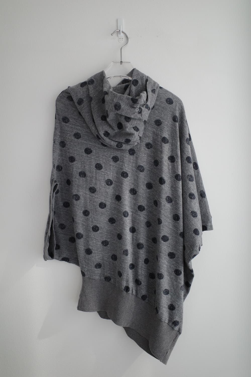 Dot transformed hoodie 상품이미지7
