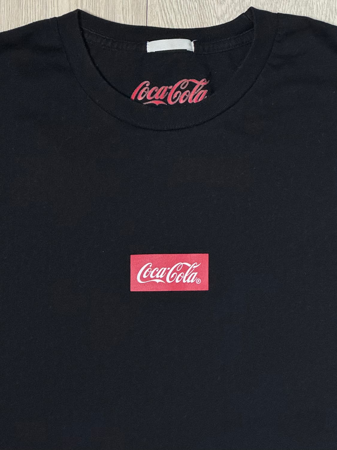 GU x 코카콜라 박스로고 티셔츠 블랙 M 상품이미지1