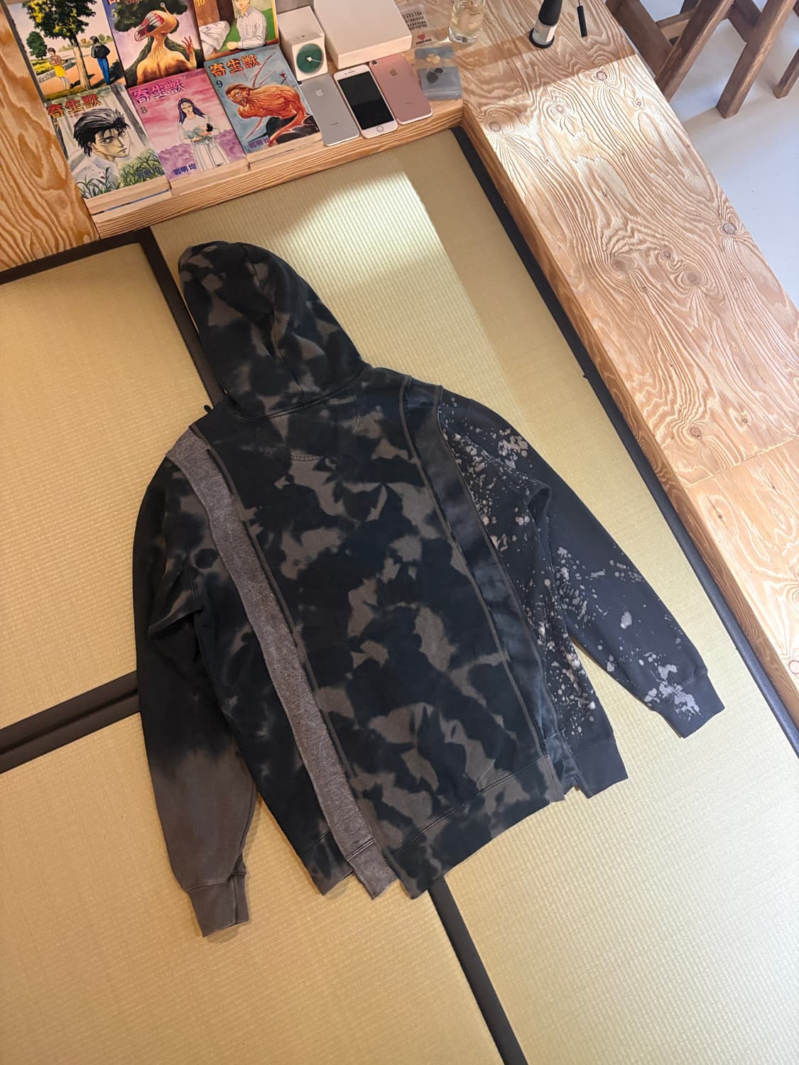 리벨드 바이 니들스 후디 상품이미지2