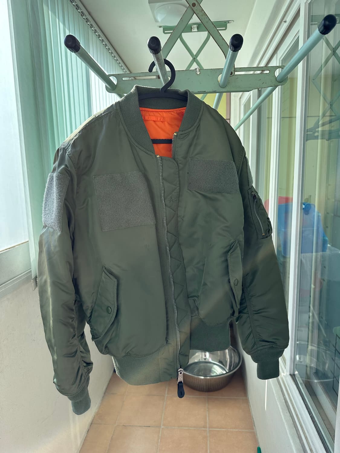 알파인더스트리 ma-1 올리브 미디움 상품이미지1