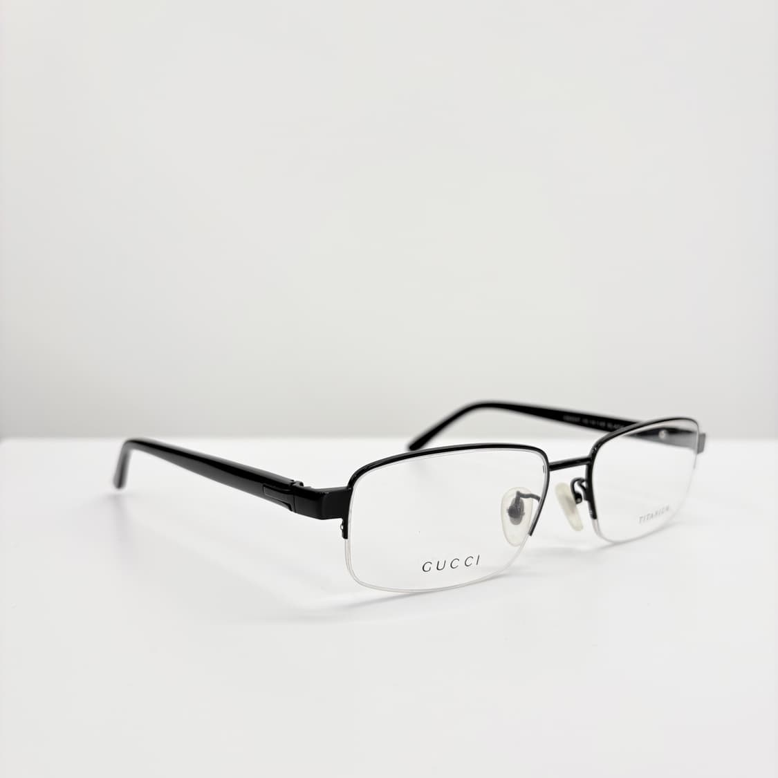 GUCCI 구찌 사각 블랙 반무테 상품이미지2