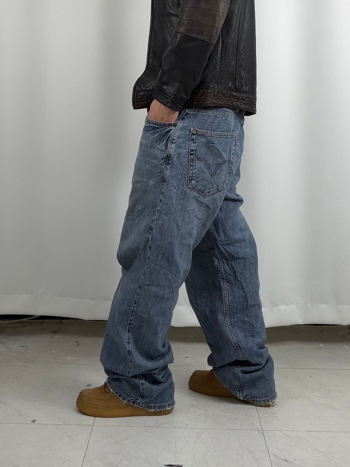 a232) 36 리바이스 569 루즈스트레이트 상품이미지3