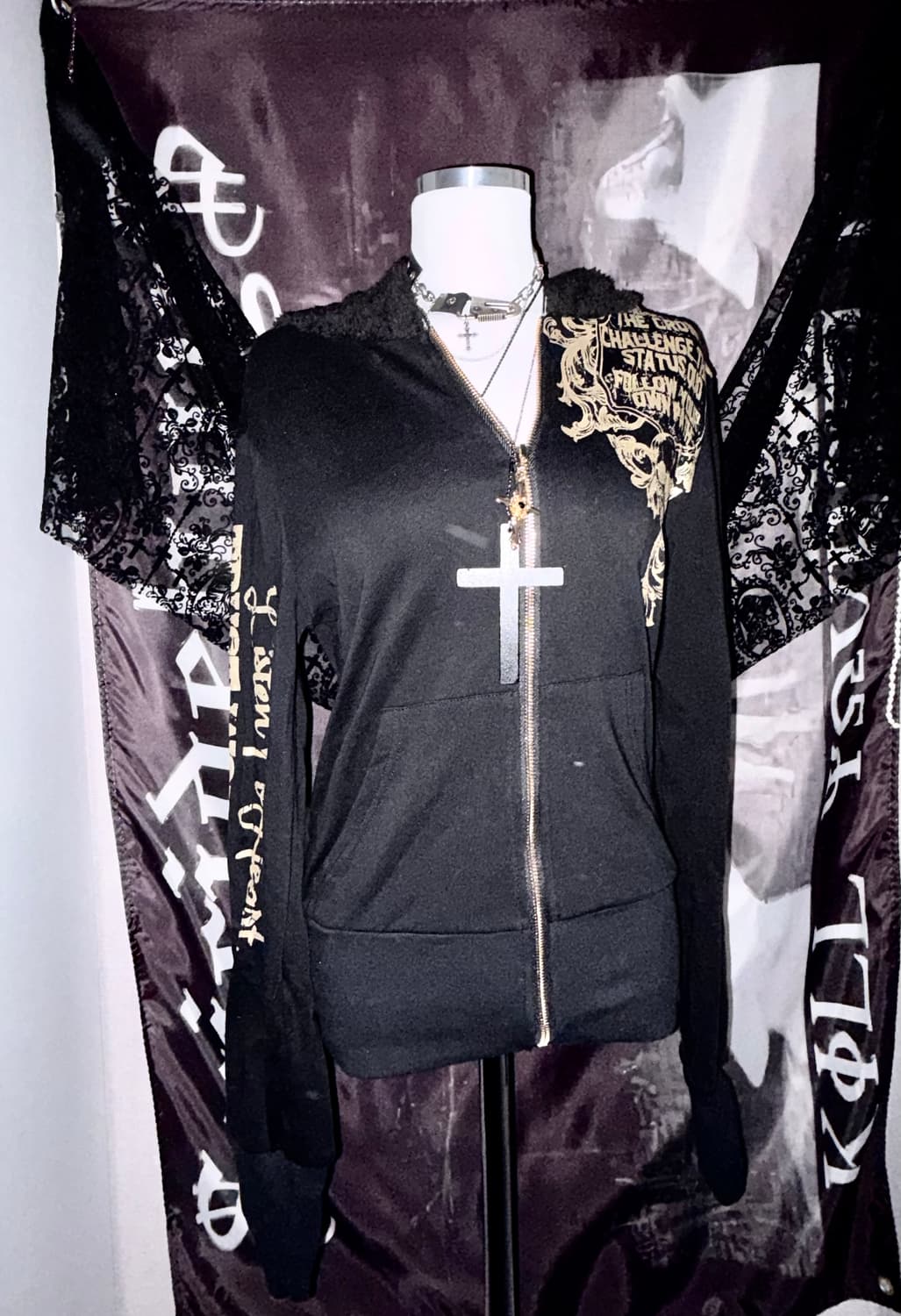 오네갸루 펑크 2000s 빈티지 자수 디테일 퍼 후드집업 세실맥비 상품이미지1