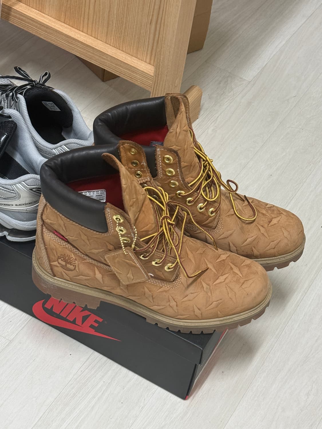 슈프림 팀버랜드 다이아몬드 270 상품이미지1