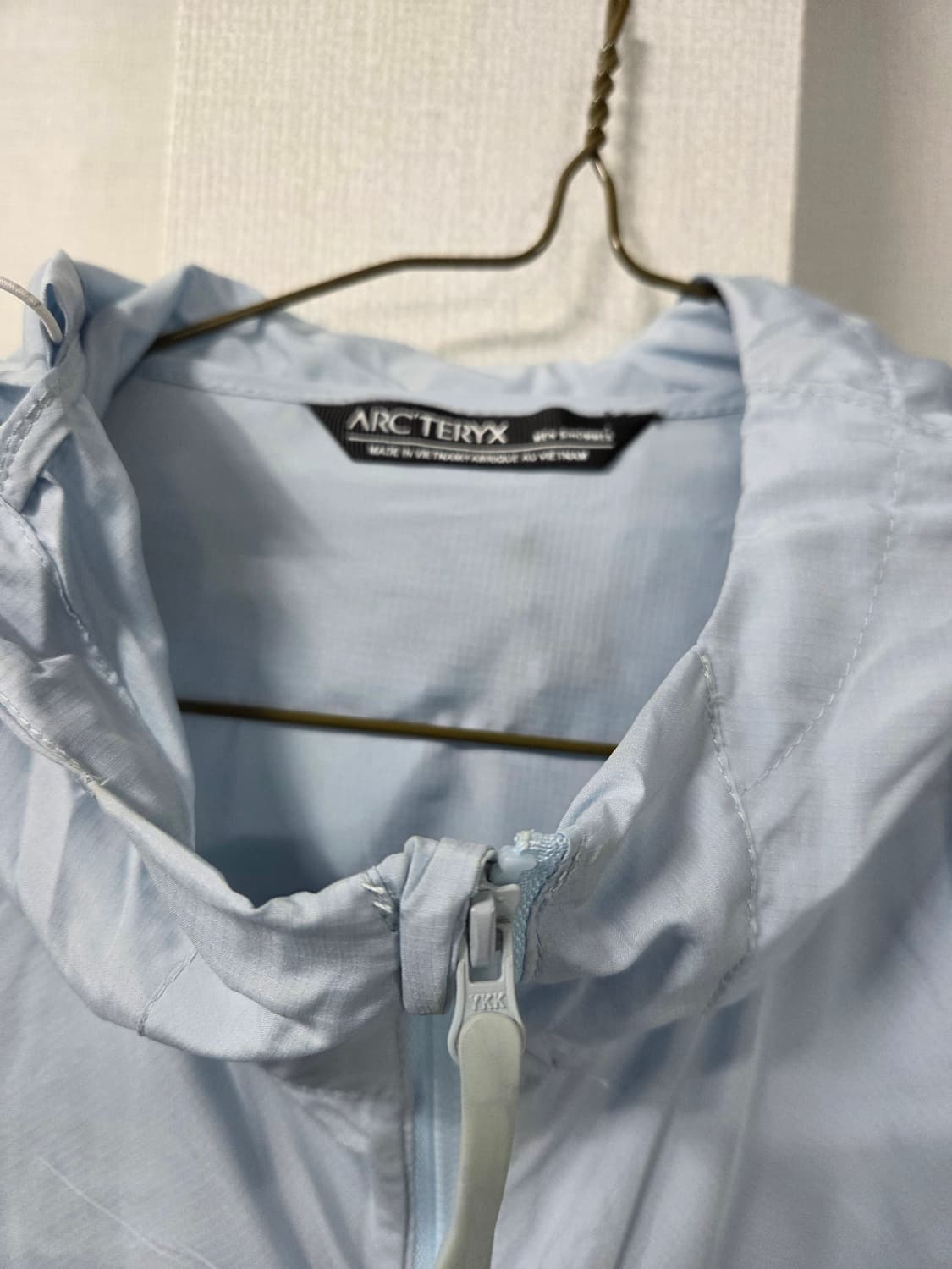 아크테릭스 바람막이후드집업 상품이미지4