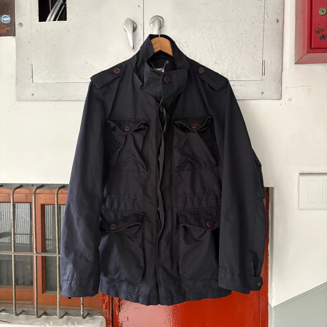 씨피컴퍼니 왁스 텍스쳐 & 페이딩 다크네이비 필드자켓 상품이미지3