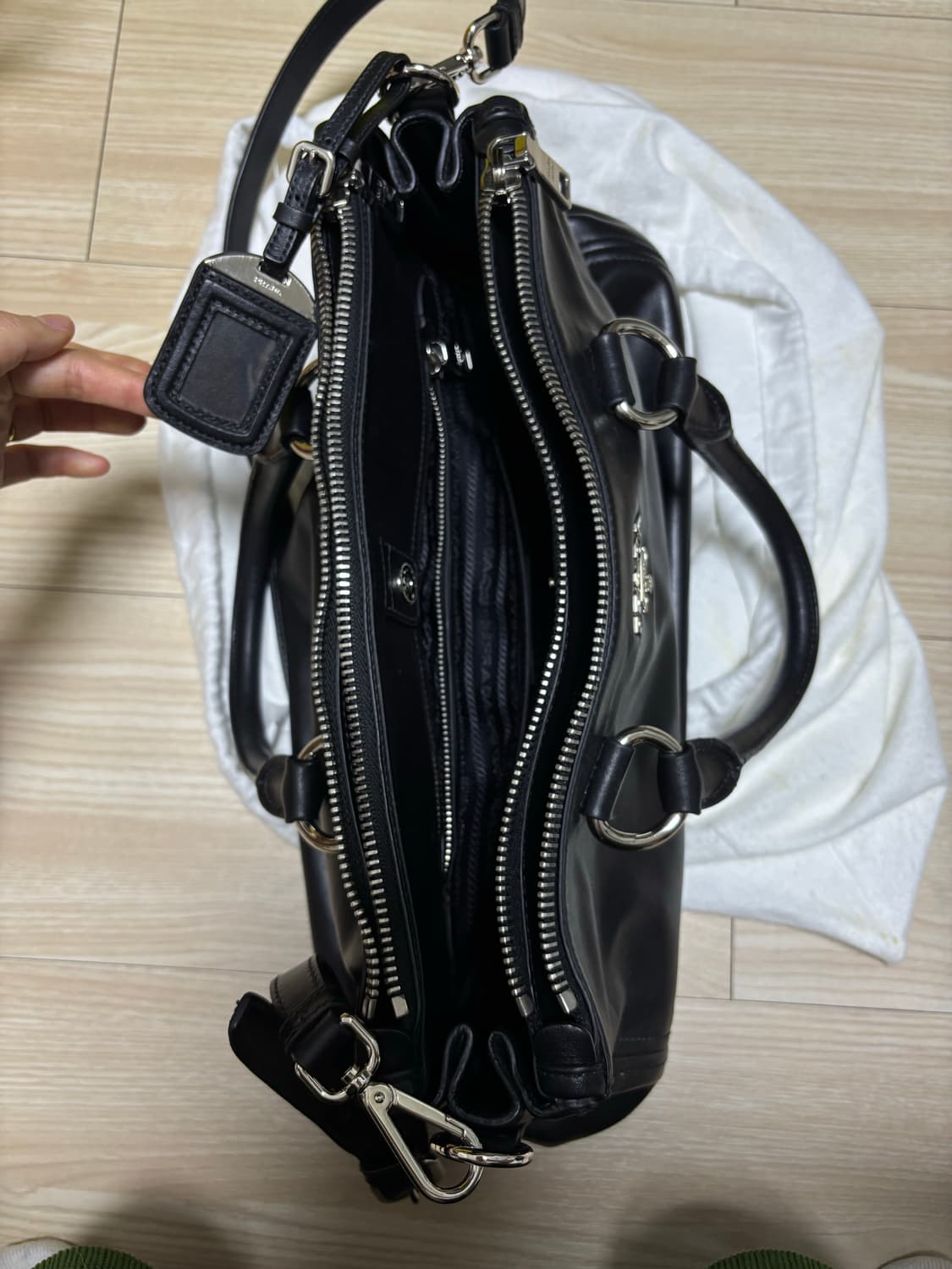 Prada 비텔로 레더 토트백 상품이미지6