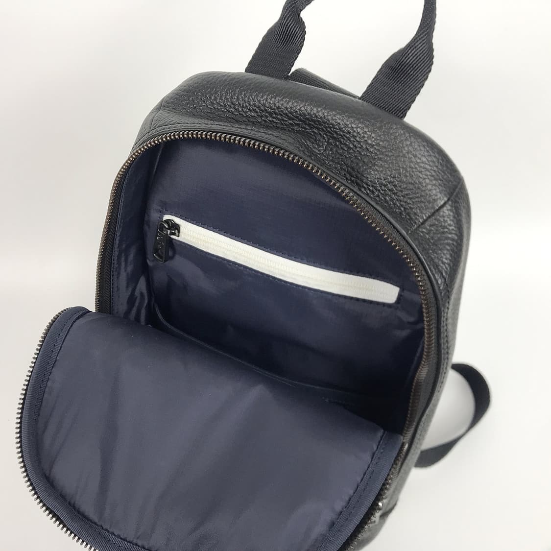 라코스테 가죽 레더 슬링백 가방 상품이미지5