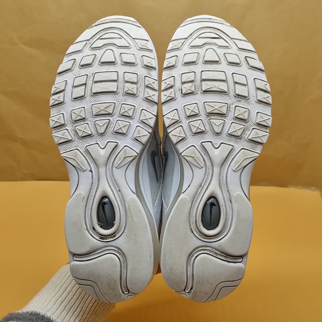 나이키 에어맥스97 화이트 여성운동화235  상품이미지3