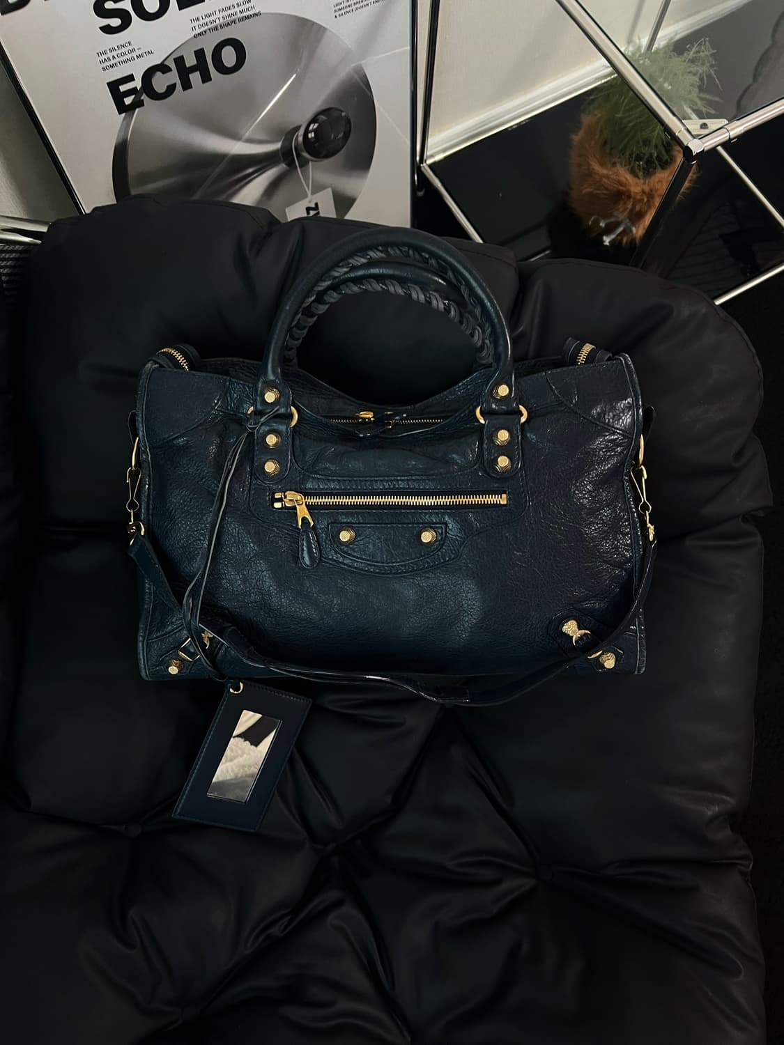 발렌시아가 모터백 상품이미지2