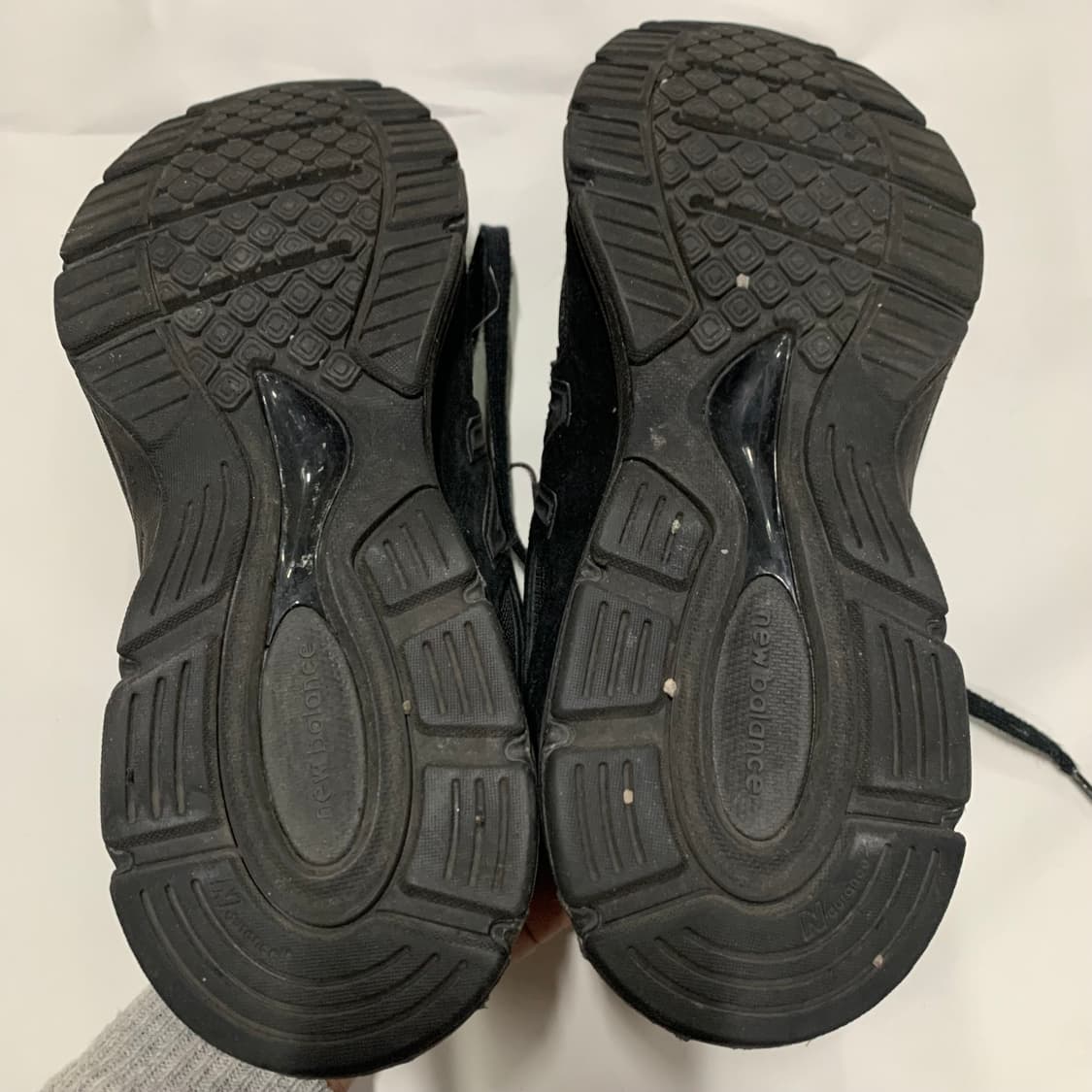 뉴발란스 990v4 트리플 블랙 275 상품이미지5