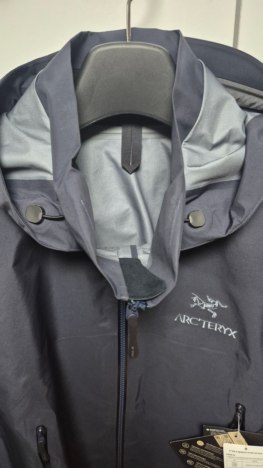 (새상품)아크테릭스 베타 AR 자켓 L 블랙 사파이어 상품이미지5