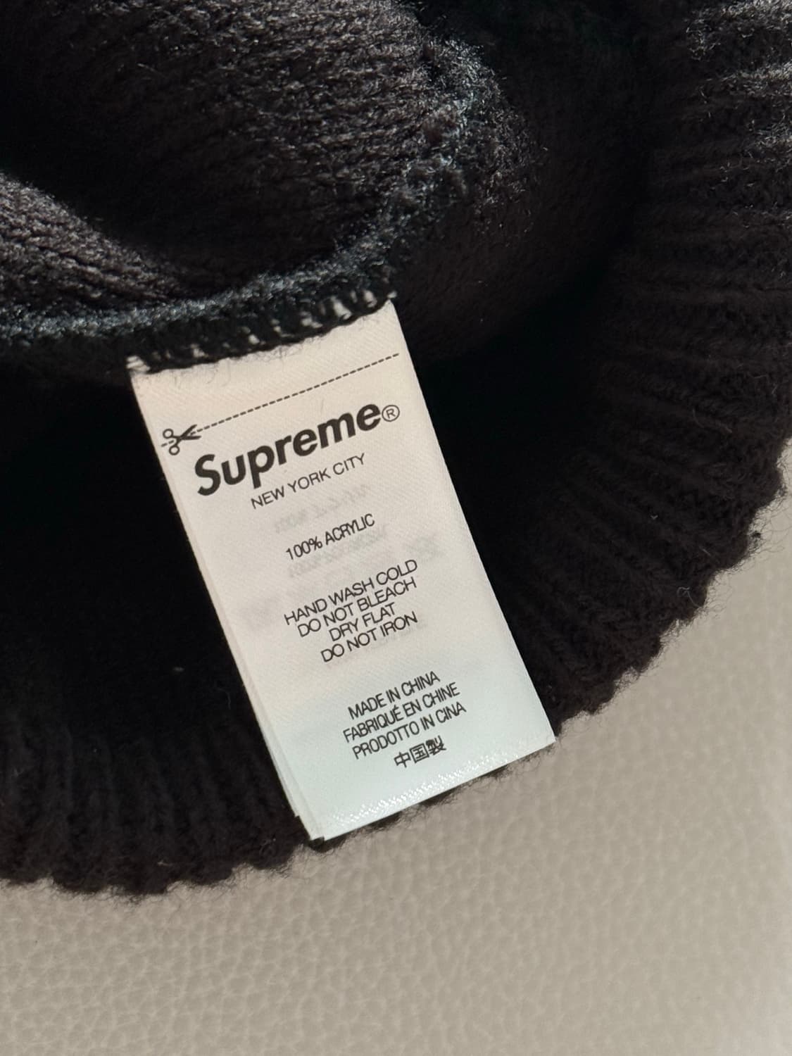 슈프림비니(공유착용) 상품이미지2