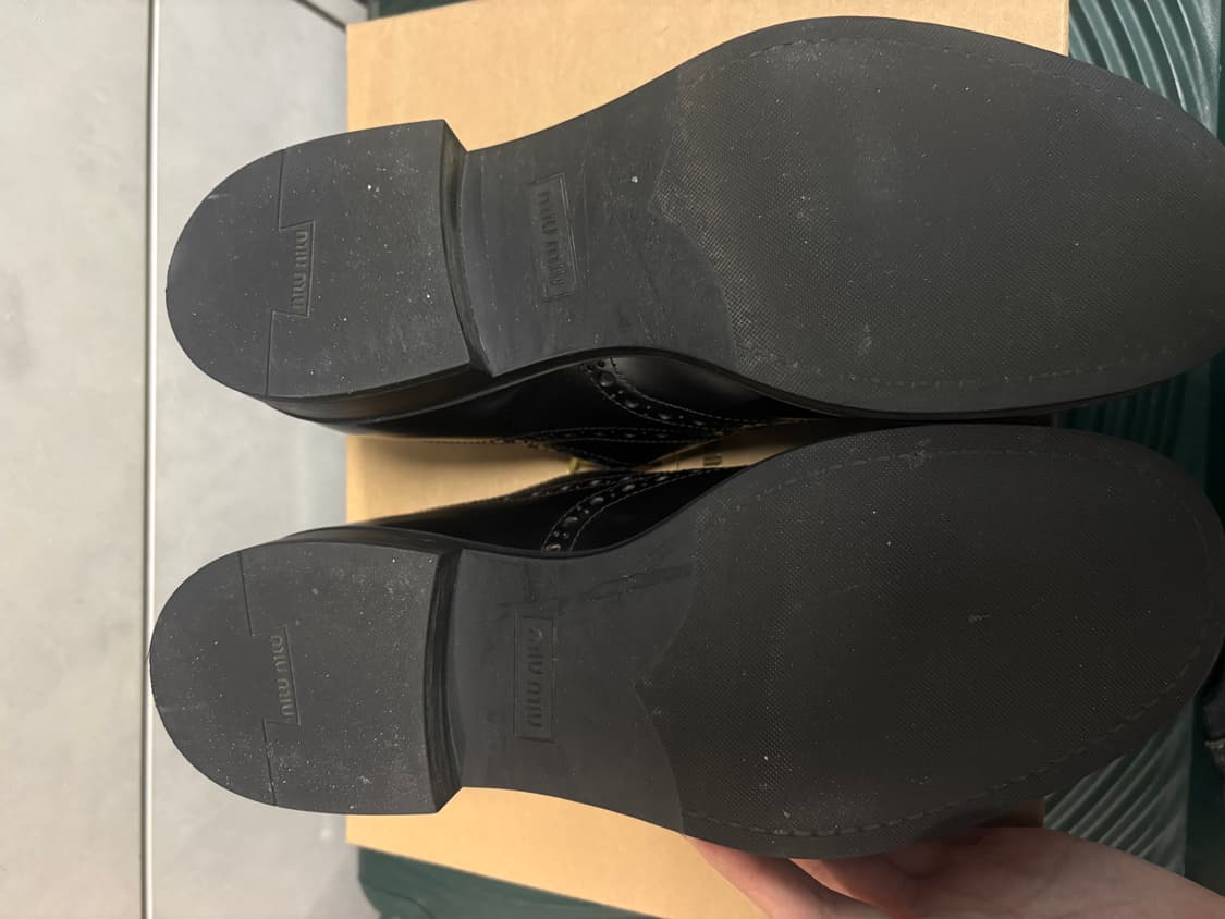 미우미우 처치스 39 상품이미지4