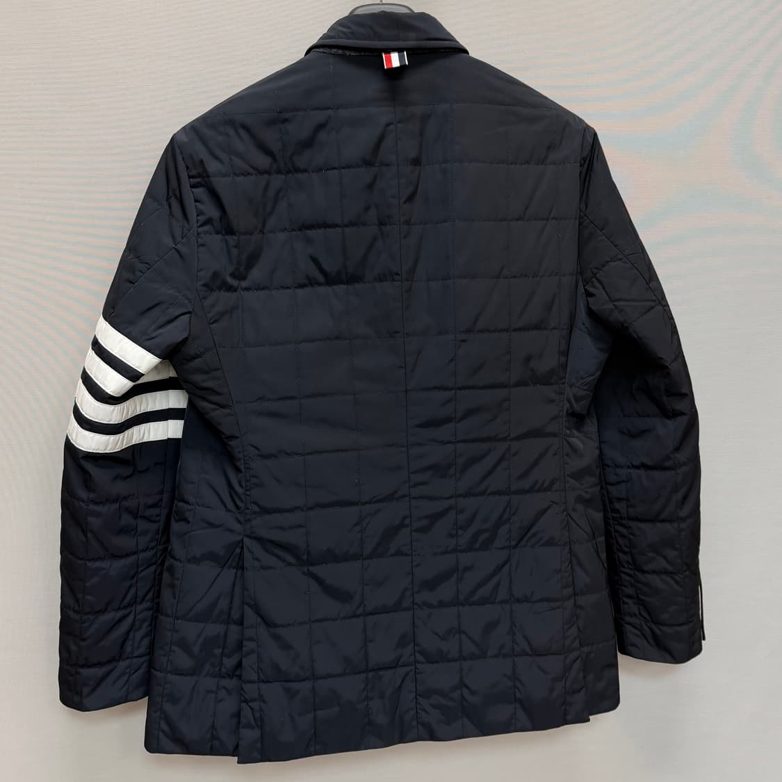 톰브라운 사선완장 폴리 트윌 패딩 자켓 ( 95 ) 상품이미지6