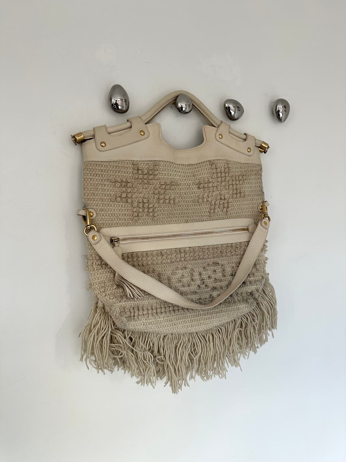 살바토레 페라가모 Magnolia 니트 프린지 숄더백 상품이미지3