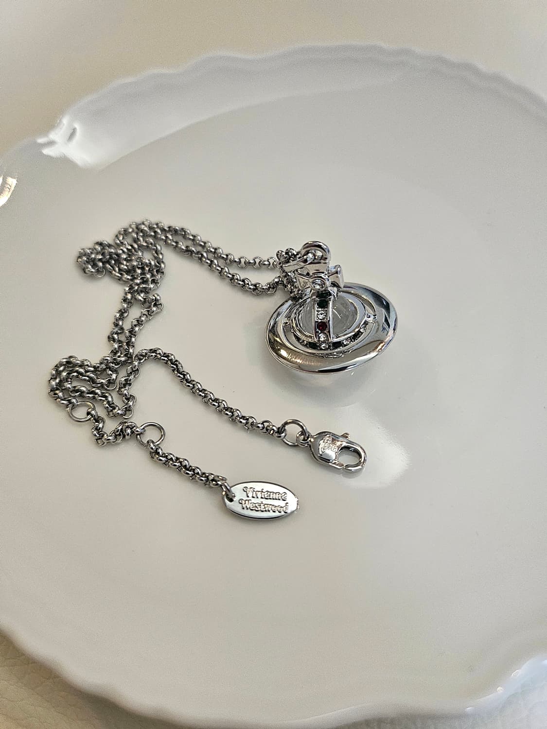 비비안 웨스트우드 업사이클링 투명orb 목걸이 상품이미지1