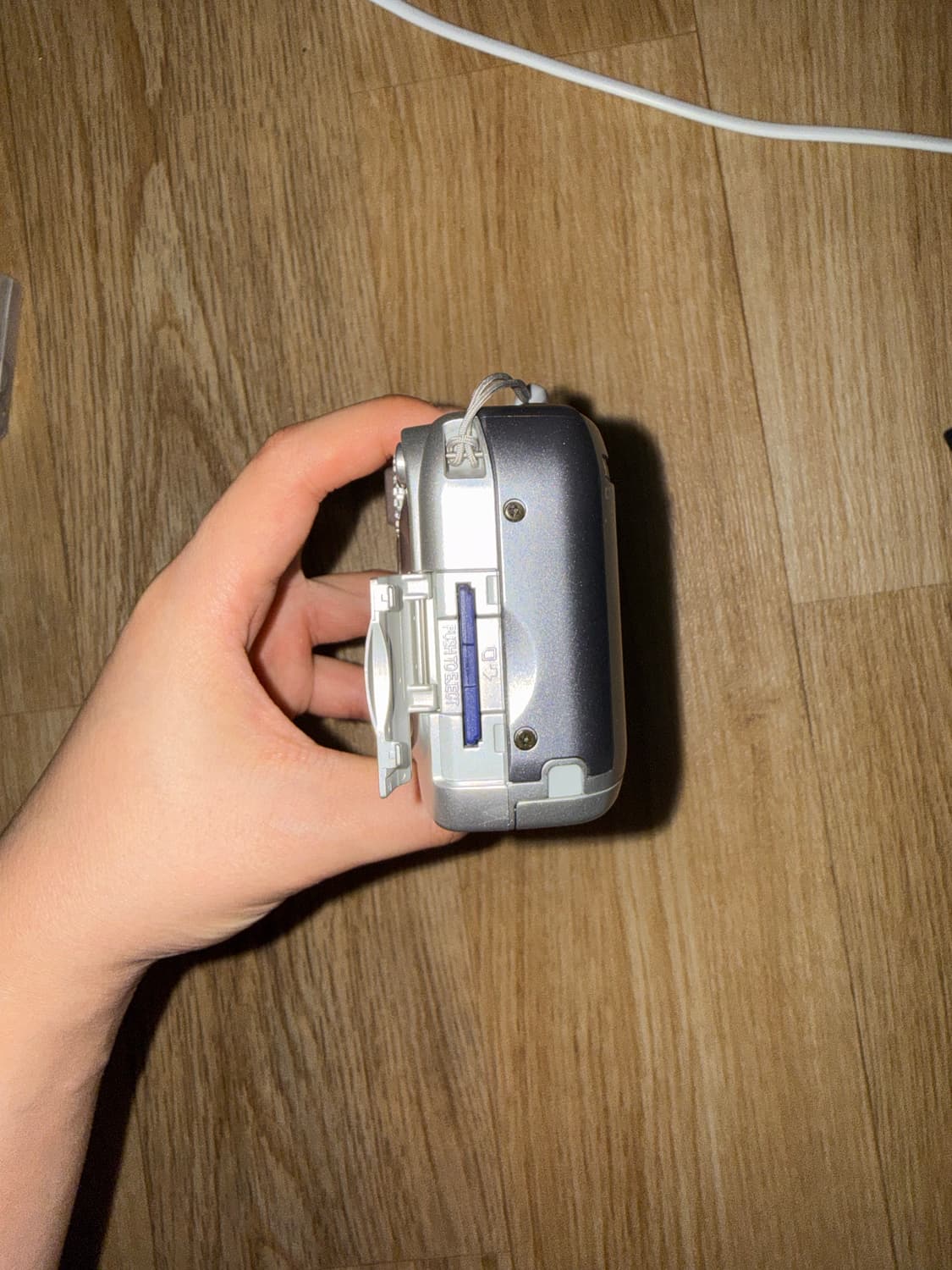 빈티지 디카 📸 니콘 쿨픽스 4100 + 충전지 상품이미지4