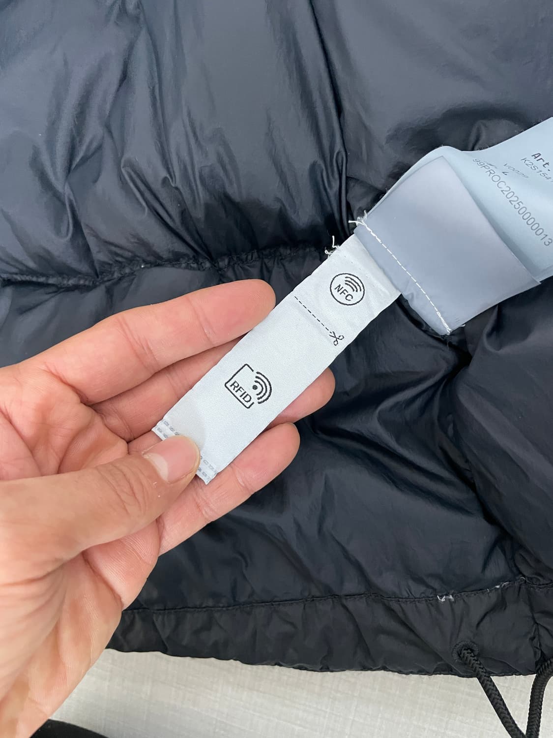 스톤아일랜드 크링클랩스 25fw 블랙 L 상품이미지4