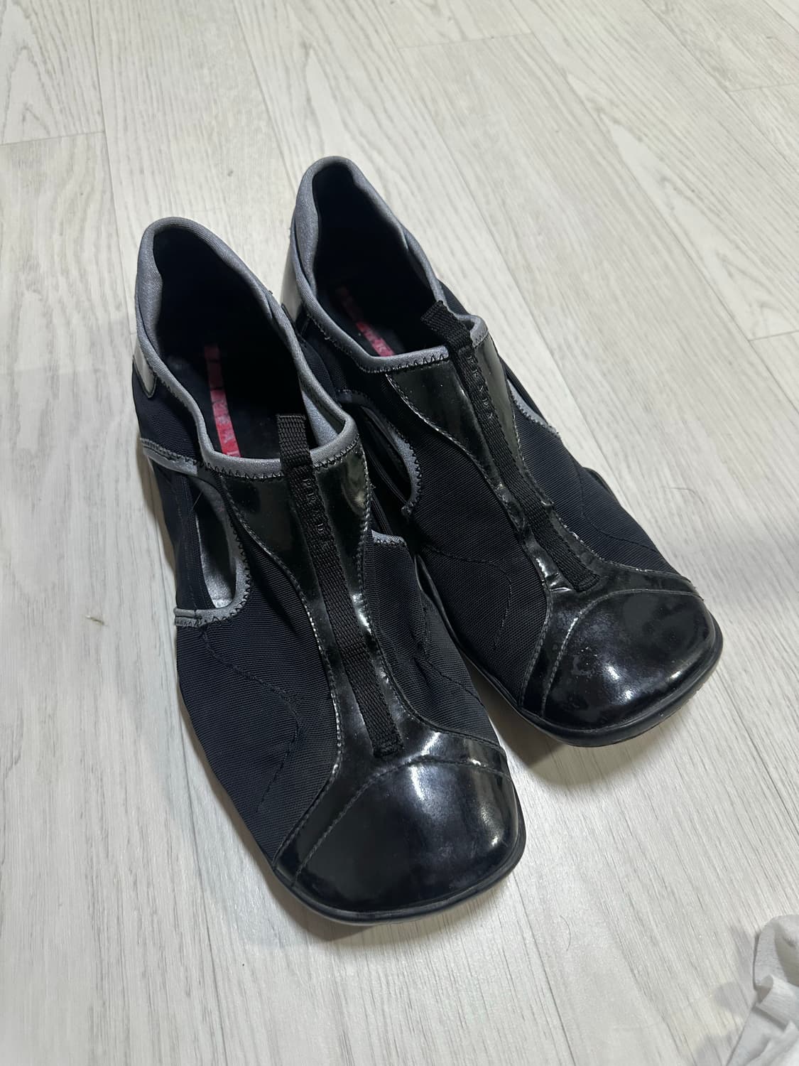 프라다스포츠 슬립온 상품이미지1