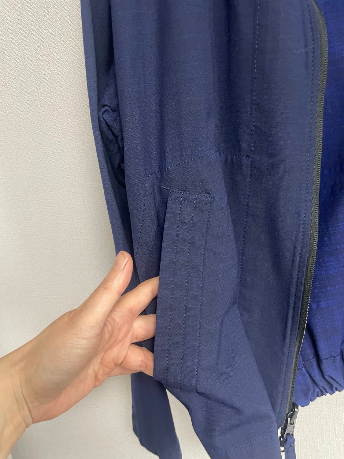 이세히미야케 네이비 블루종자켓 상품이미지4